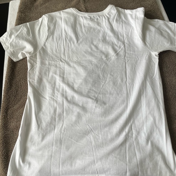 Hurley, men’s short sleeve t shirt. Excellent condition. Size large. - Picture 4 of 4